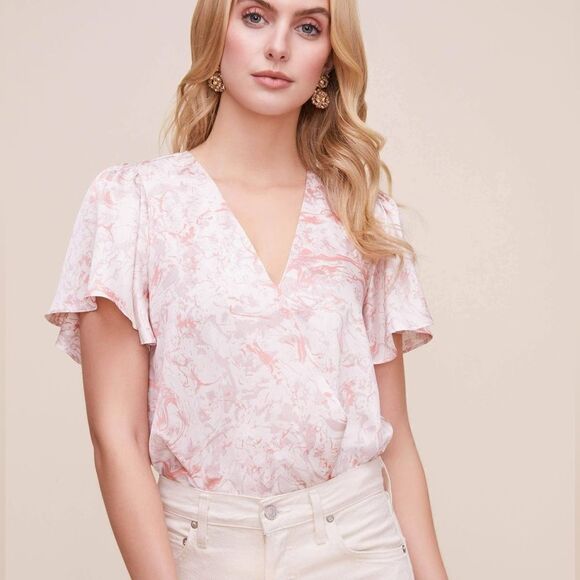 ASTR The Label flutter sleeve marble surplice top size XS - Picture 1 of 7